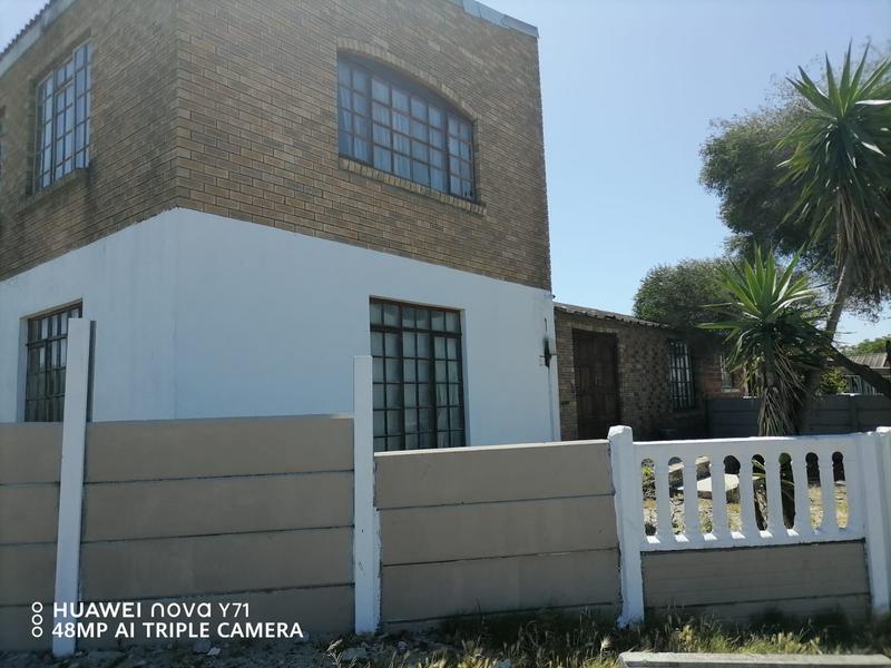 5 Bedroom Property for Sale in Sarepta Western Cape